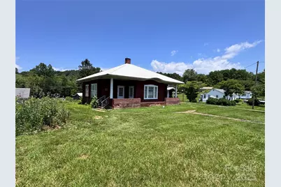 130 N 1st Street, Franklin, NC 28734 - Photo 11