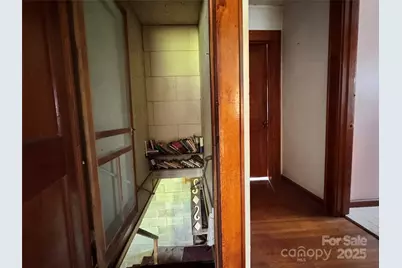 130 N 1st Street, Franklin, NC 28734 - Photo 33