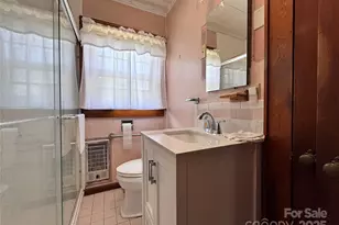 130 N 1st St, Franklin, NC 28734 - Photo 35