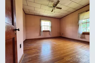 130 N 1st Street, Franklin, NC 28734 - Photo 37