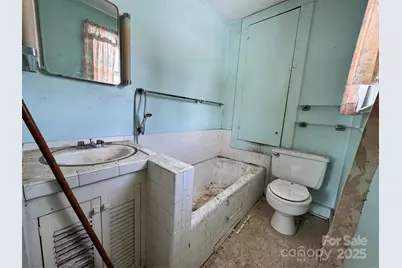 130 N 1st Street, Franklin, NC 28734 - Photo 43