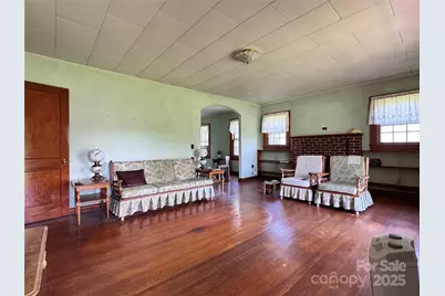 130 N 1st Street, Franklin, NC 28734 - Photo 23