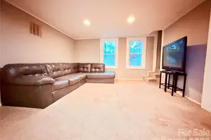 62 Kinard Ln, Penrose, NC 28766 - Photo 5