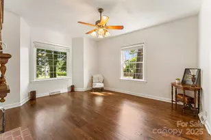 302 White St, Morganton, NC 28655 - Photo 5