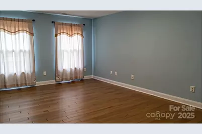 286 Foxcroft Drive, Asheville, NC 28806 - Photo 7