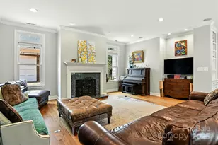 1009 13th Ave Pl NW, Hickory, NC 28601 - Photo 5