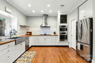 1009 13th Ave Pl NW, Hickory, NC 28601 - Photo 9