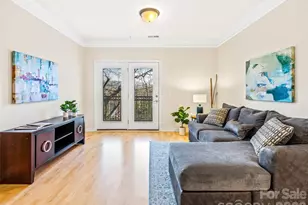 726 Appeldoorn Cir, Asheville, NC 28803 - Photo 1