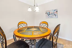 726 Appeldoorn Cir, Asheville, NC 28803 - Photo 9