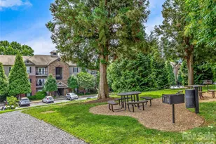 726 Appeldoorn Cir, Asheville, NC 28803 - Photo 1