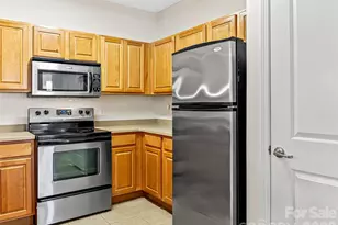 726 Appeldoorn Cir, Asheville, NC 28803 - Photo 15