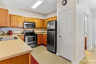 726 Appeldoorn Cir, Asheville, NC 28803 - Photo 13