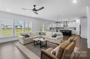 14116 Glaswick Dr, Charlotte, NC 28278 - Photo 13