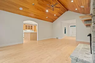 132 Berry Creek Dr, Flat Rock, NC 28731 - Photo 9