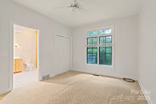 132 Berry Creek Dr, Flat Rock, NC 28731 - Photo 19