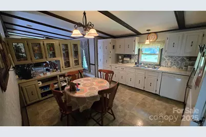 5832 Thompson Road, Charlotte, NC 28216 - Photo 21