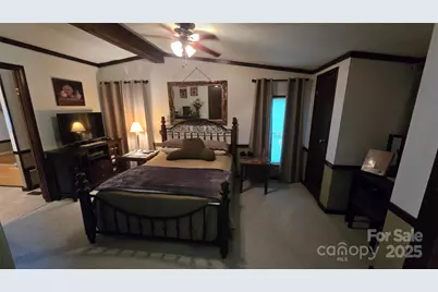 5832 Thompson Road, Charlotte, NC 28216 - Photo 11