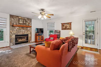 815 La Quinta Lane, Hope Mills, NC 28348 - Photo 3