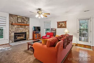 815 La Quinta Ln, Hope Mills, NC 28348 - Photo 3