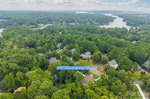 1727 Mineral Springs Rd, Lake Wylie, SC 29710 - Photo 21