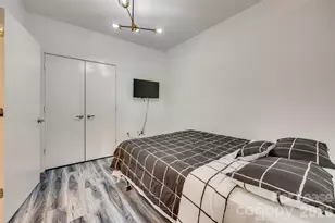 333 W Trade St, Charlotte, NC 28202 - Photo 9