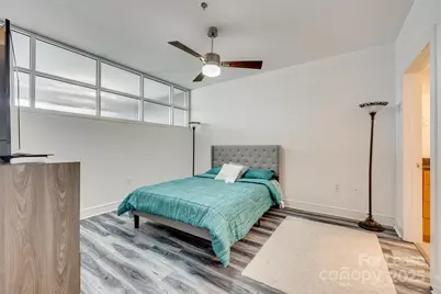 333 W Trade Street #1802, Charlotte, NC 28202 - Photo 21