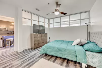 333 W Trade Street #1802, Charlotte, NC 28202 - Photo 23