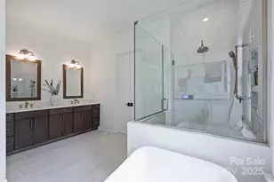 7011 Chateau Bordeaux Ln, Charlotte, NC 28270 - Photo 15