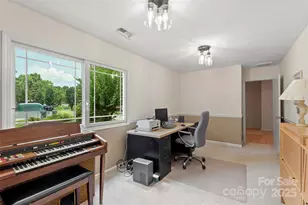 7164 Moss Point Dr, Charlotte, NC 28277 - Photo 9