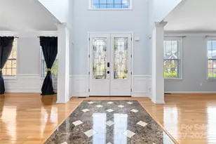 1009 Murandy Ln, Matthews, NC 28104 - Photo 3