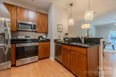 630 Calvert Street #1110, Charlotte, NC 28208 - Photo 9