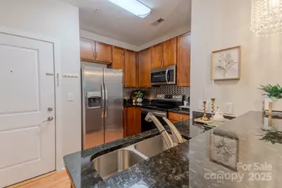 630 Calvert Street #1110, Charlotte, NC 28208 - Photo 7