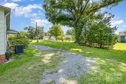 422 Wilson Street, Mount Holly, NC 28120 - Photo 17