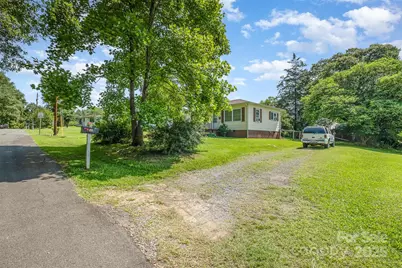 422 Wilson Street, Mount Holly, NC 28120 - Photo 23