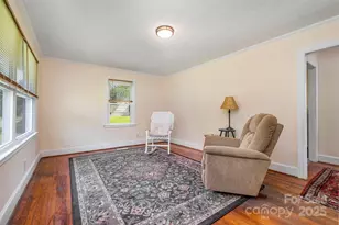 422 Wilson St, Mount Holly, NC 28120 - Photo 5