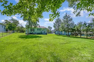 422 Wilson St, Mount Holly, NC 28120 - Photo 35