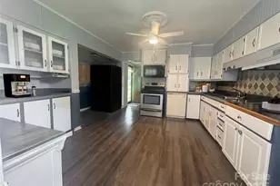 1107 Crestfield Dr, Lancaster, SC 29720 - Photo 5