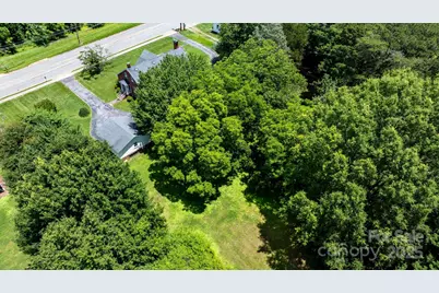 1520 21st Avenue NE, Hickory, NC 28601 - Photo 43