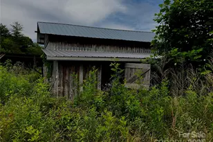 4282 Mt Gilead Church Rd, Connelly Springs, NC 28612 - Photo 5