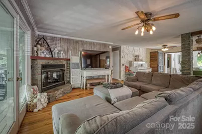 665 Will Robbins Lane, Newland, NC 28657 - Photo 15