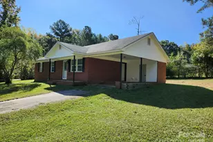 2448 Cambridge Dr, Lancaster, SC 29720 - Photo 3