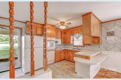 617 Oak Grove Road, Kings Mountain, NC 28086 - Photo 7