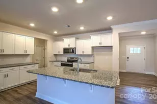 122 Sugg Trl, Weaverville, NC 28787 - Photo 3