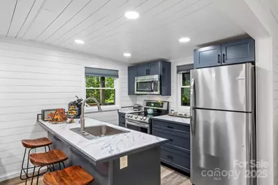 40 Squirrel Lane, Sapphire, NC 28774 - Photo 7