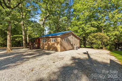 40 Squirrel Lane, Sapphire, NC 28774 - Photo 17