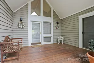 104 Overlook Dr, Flat Rock, NC 28731 - Photo 5