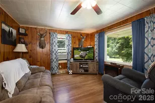 1424 Bear Creek Rd, Bakersville, NC 28705 - Photo 5