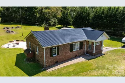 1424 Bear Creek Road, Bakersville, NC 28705 - Photo 29