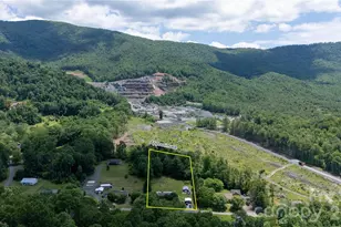 1424 Bear Creek Rd, Bakersville, NC 28705 - Photo 25