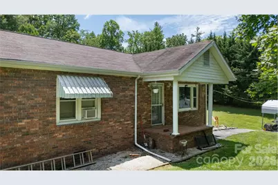 1424 Bear Creek Road, Bakersville, NC 28705 - Photo 19